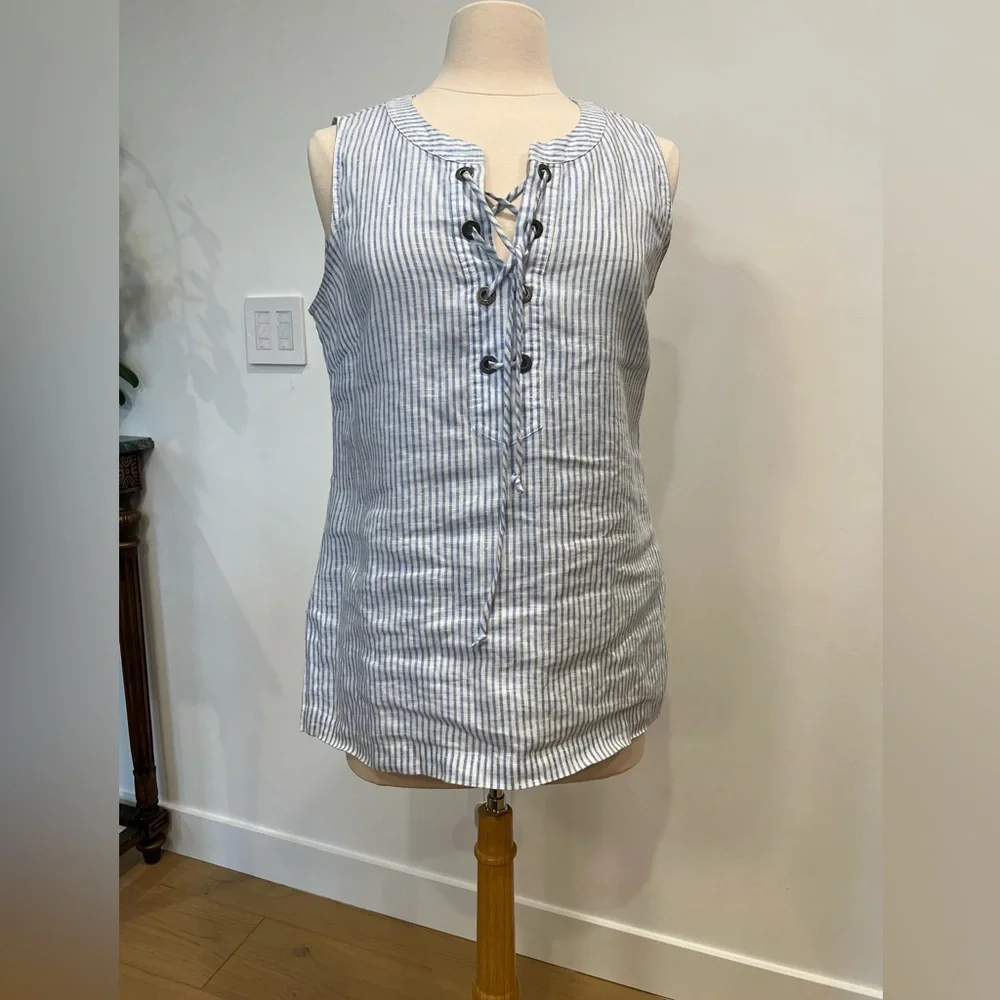Linen top - Picture 1 of 4